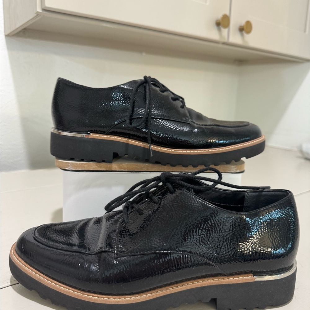 Black Leather Lace-Up Shoes